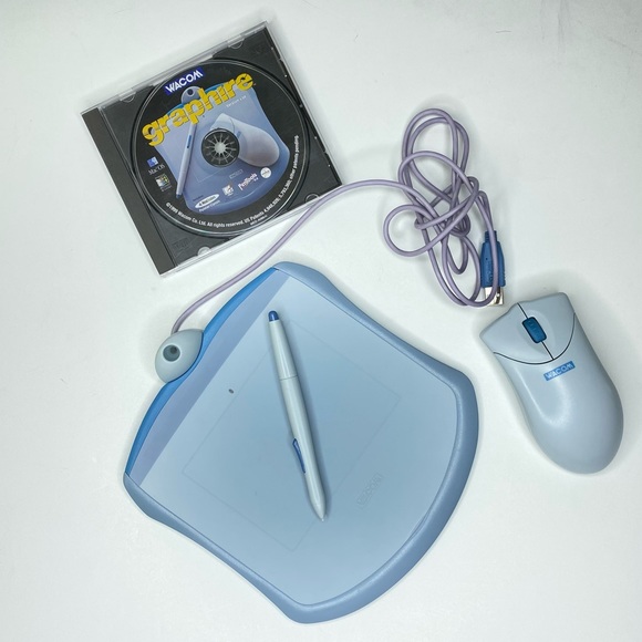 Wacom ET-0405-U Slate Blue Graphire USB
Tablet. Stylus, Mouse, CD, USB included - Picture 1 of 14